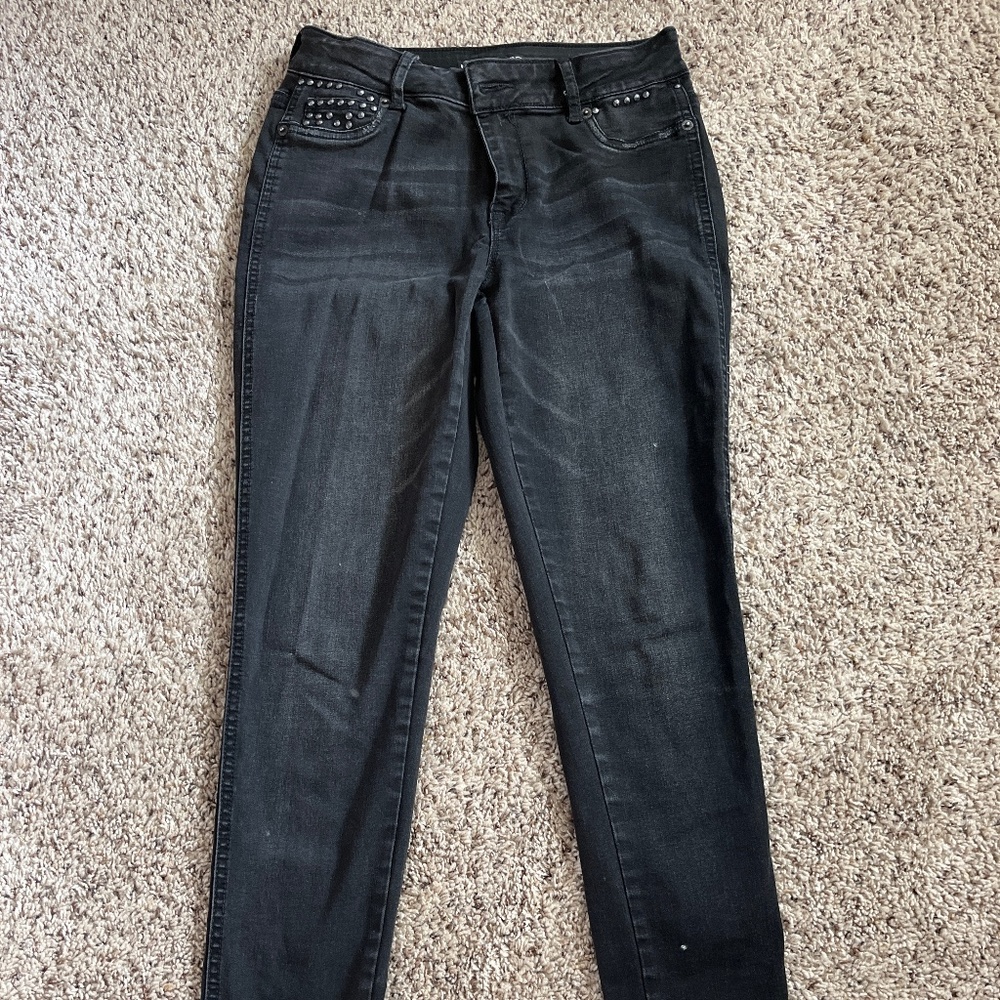 Black skinny jeans
